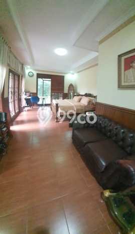 Ready to Use! Luxury House LT 1050m2 Desain Modern di Bintaro Ready to Use! Luxury House LT 1050m2 Desain Modern di Bintaro
