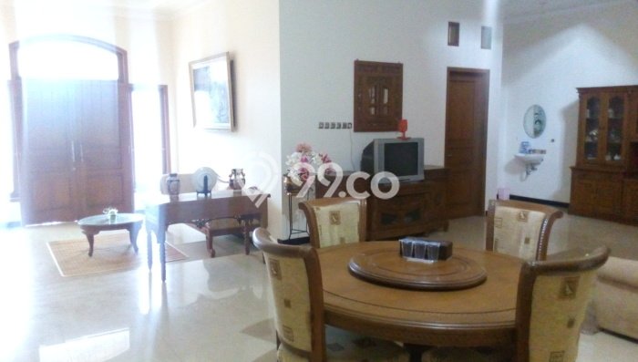 Siap Huni Rumah Mewah 4 Kamar di Pakis Dekat ke Mana Pun Siap Huni Rumah Mewah 4 Kamar di Pakis Dekat ke Mana Pun
