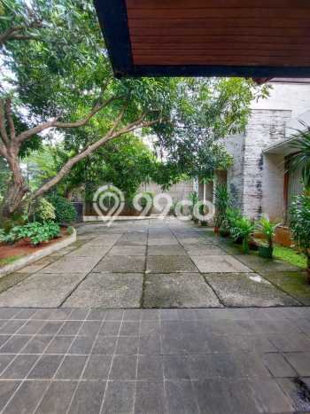 Rumah Elit LB 700m2 Siap Pakai Desain Elegan di Lebak Bulus, Jakarta Selatan Rumah Elit LB 700m2 Siap Pakai Desain Elegan di Lebak Bulus, Jakarta Selatan