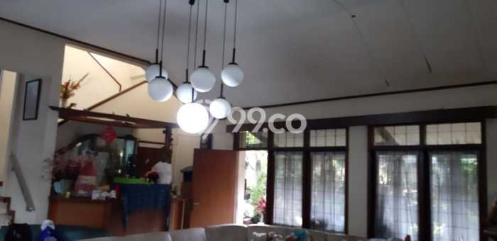 Rumah Luxury Modern Siap Huni di Setiabudi Bandung Rumah Luxury Modern Siap Huni di Setiabudi Bandung