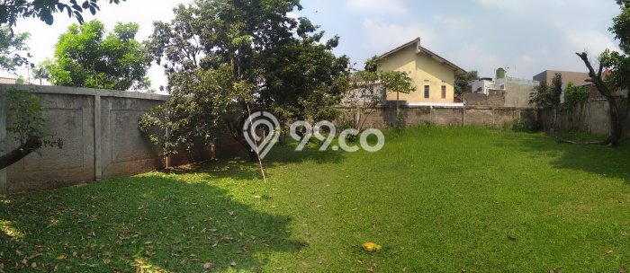 Rumah Strategis dengan Luas Bangunan 450m² di Kawasan Cigadung, Bandung Rumah Strategis dengan Luas Bangunan 450m² di Kawasan Cigadung, Bandung