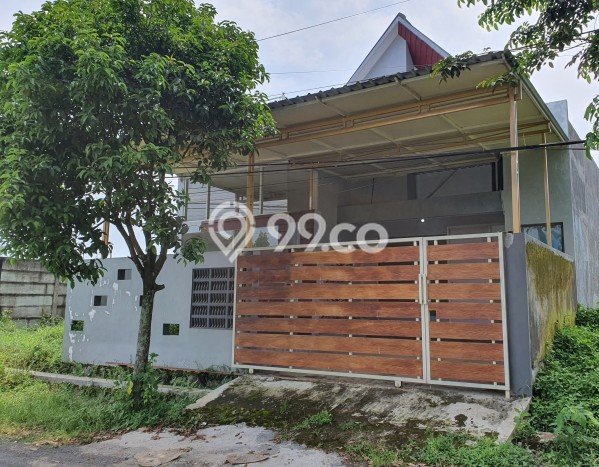 Rumah di Sumbersari, 3 KT, Lingkungan Berkembang Rumah di Sumbersari, 3 KT, Lingkungan Berkembang