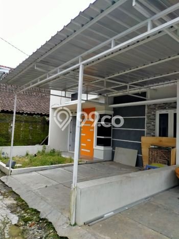 Rumah Strategis mojosongo, Solo, LT 70m² Bangunan 50m² Rumah Strategis mojosongo, Solo, LT 70m² Bangunan 50m²