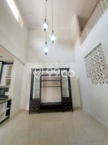 Dijual Hunian Mewah dengan Fasilitas Sekitar Lengkap di Cilandak, Jakarta Selatan Dijual Hunian Mewah dengan Fasilitas Sekitar Lengkap di Cilandak, Jakarta Selatan