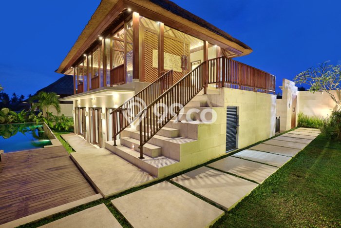 HUNIAN PILIHAN! Rumah di Ubud, 3 KT, Lingkungan Strategis, Luas 250m² LB 180m² HUNIAN PILIHAN! Rumah di Ubud, 3 KT, Lingkungan Strategis, Luas 250m² LB 180m²