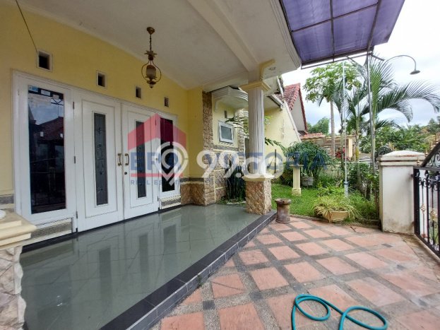 Rumah Luxury Modern Siap Huni di Tlogomas Malang Rumah Luxury Modern Siap Huni di Tlogomas Malang