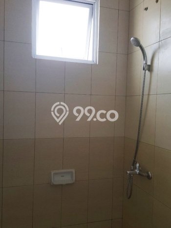Rumah Terawat di Cakung, Jakarta Timur, Luas 102m² Bangunan 90m² DIJUAL CEPAT! Rumah Terawat di Cakung, Jakarta Timur, Luas 102m² Bangunan 90m² DIJUAL CEPAT!