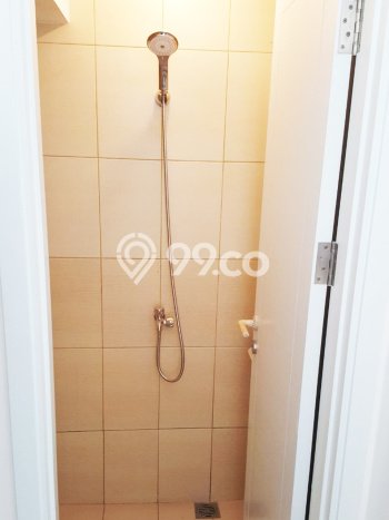 Rumah Terawat di Cakung, Jakarta Timur, Luas 102m² Bangunan 90m² DIJUAL CEPAT! Rumah Terawat di Cakung, Jakarta Timur, Luas 102m² Bangunan 90m² DIJUAL CEPAT!