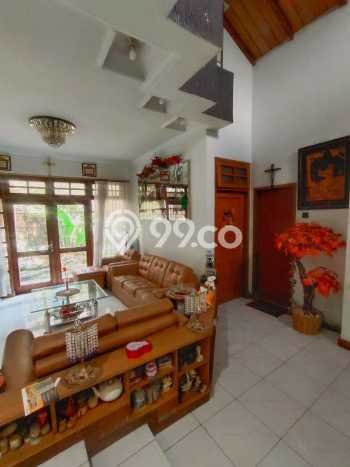 For Sale Rumah Mewah Exclusive di Antapani, Bandung For Sale Rumah Mewah Exclusive di Antapani, Bandung