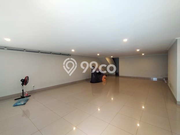 Hot Offer Hunian Premium Ideal dan Luas di Kebayoran Baru, Jakarta Selatan Hot Offer Hunian Premium Ideal dan Luas di Kebayoran Baru, Jakarta Selatan