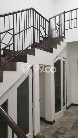 Dijual Hunian Rumah Terawat 5 Kamar di BSD, Tangerang Dijual Hunian Rumah Terawat 5 Kamar di BSD, Tangerang