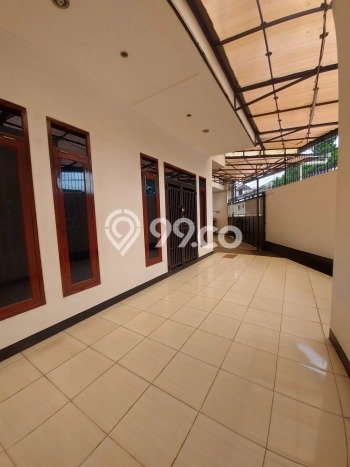 Rumah Elit LB 450m2 Siap Pakai Desain Elegan di Pasir Koja, Bandung Rumah Elit LB 450m2 Siap Pakai Desain Elegan di Pasir Koja, Bandung