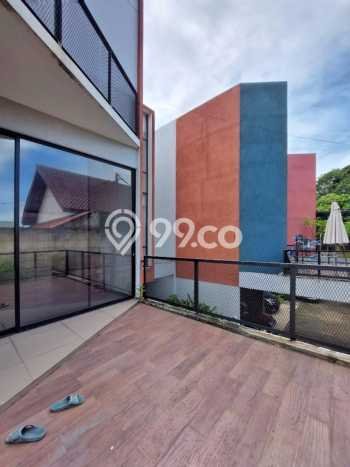 Bisa KPR! Rumah Strategis area Lebak Bulus, Luas 180m² Bangunan 225m² Bisa KPR! Rumah Strategis area Lebak Bulus, Luas 180m² Bangunan 225m²