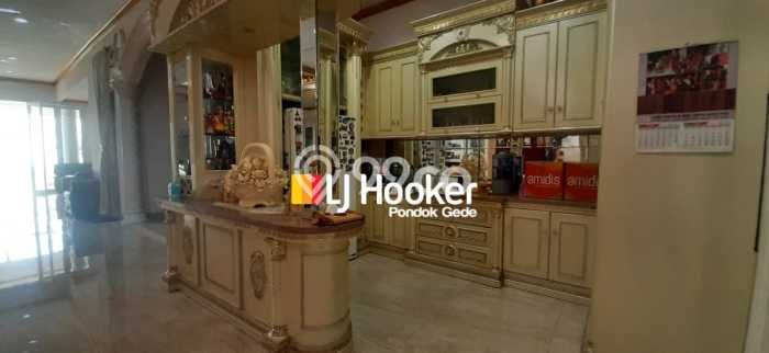 Rumah Elit Modern Tanpa Renovasi di Jatiwaringin Bekasi Rumah Elit Modern Tanpa Renovasi di Jatiwaringin Bekasi