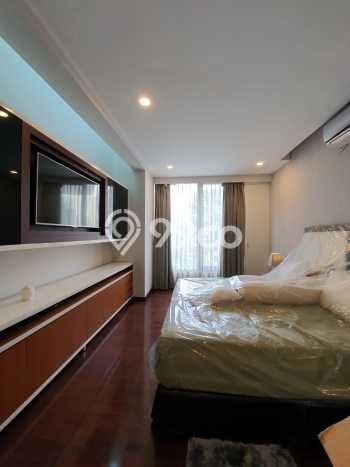 Hunian Elit LB 350m2 Siap Pakai Desain Elegan di Jati Padang, Jakarta Selatan Hunian Elit LB 350m2 Siap Pakai Desain Elegan di Jati Padang, Jakarta Selatan