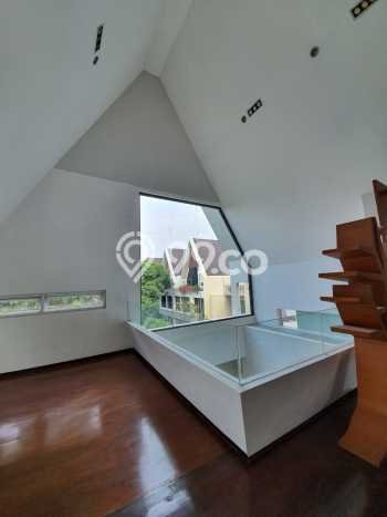 Hunian Elit LB 350m2 Siap Pakai Desain Elegan di Jati Padang, Jakarta Selatan Hunian Elit LB 350m2 Siap Pakai Desain Elegan di Jati Padang, Jakarta Selatan