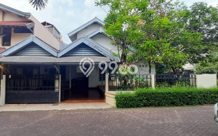 Rumah Elit LB 150m2 Siap Huni Desain Elegan di Bintaro, Tangerang Selatan Rumah Elit LB 150m2 Siap Huni Desain Elegan di Bintaro, Tangerang Selatan
