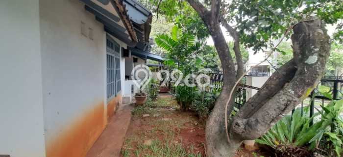 Rumah Elit LB 150m2 Siap Huni Desain Elegan di Bintaro, Tangerang Selatan Rumah Elit LB 150m2 Siap Huni Desain Elegan di Bintaro, Tangerang Selatan