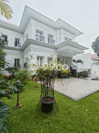 Kesempatan Memiliki Rumah Terawat di Kawasan Kebayoran Baru, Jakarta Selatan Kesempatan Memiliki Rumah Terawat di Kawasan Kebayoran Baru, Jakarta Selatan