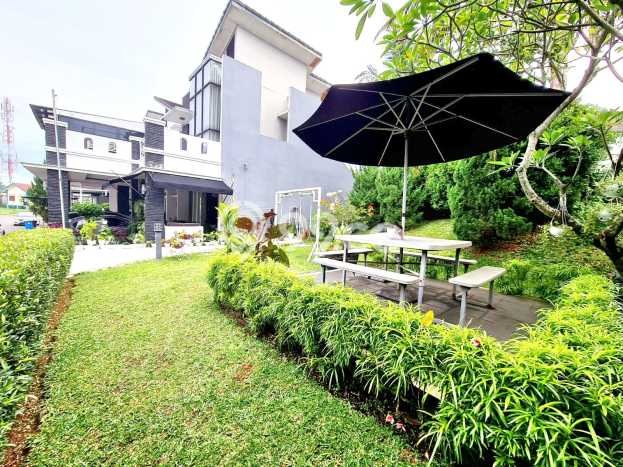 Ready to Use! Premium House LT 144m2 Desain Elegan di BSD Puspita Loka Ready to Use! Premium House LT 144m2 Desain Elegan di BSD Puspita Loka
