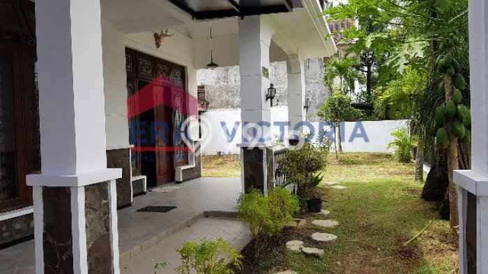 For Sale! Luxury House LT 498m2 Desain Modern di Araya For Sale! Luxury House LT 498m2 Desain Modern di Araya
