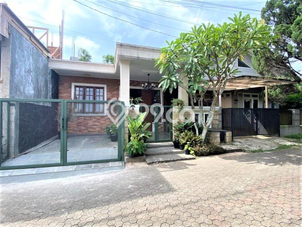 Jual Rumah Strategis Bagus Punya 2 KT di Cinere Depok SHM Jual Rumah Strategis Bagus Punya 2 KT di Cinere Depok SHM