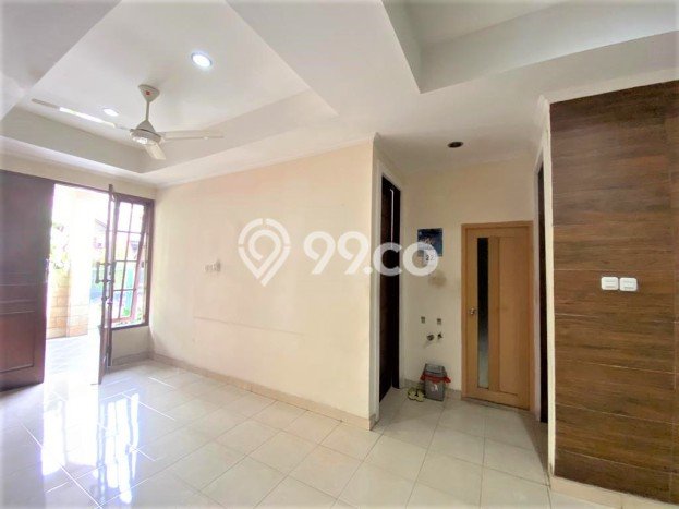 Jual Rumah Strategis Bagus Punya 2 KT di Cinere Depok SHM Jual Rumah Strategis Bagus Punya 2 KT di Cinere Depok SHM