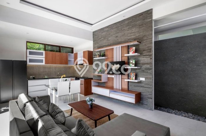 Rumah Mewah LB 177m2 Siap Huni Desain Elegan di Seminyak, Badung Rumah Mewah LB 177m2 Siap Huni Desain Elegan di Seminyak, Badung