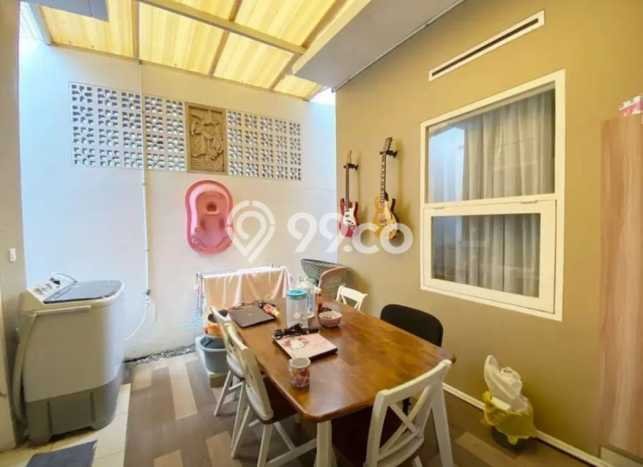 Kesempatan Emas Memiliki Rumah LT 127m² / LB 110m² di Kawasan Komersial Antapani, Bandung Kesempatan Emas Memiliki Rumah LT 127m² / LB 110m² di Kawasan Komersial Antapani, Bandung