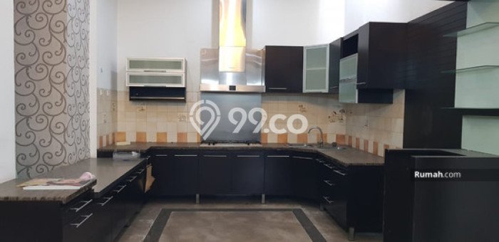 Siap Huni Hunian Elit 7 Kamar di Andir Dekat ke Mana Saja Siap Huni Hunian Elit 7 Kamar di Andir Dekat ke Mana Saja