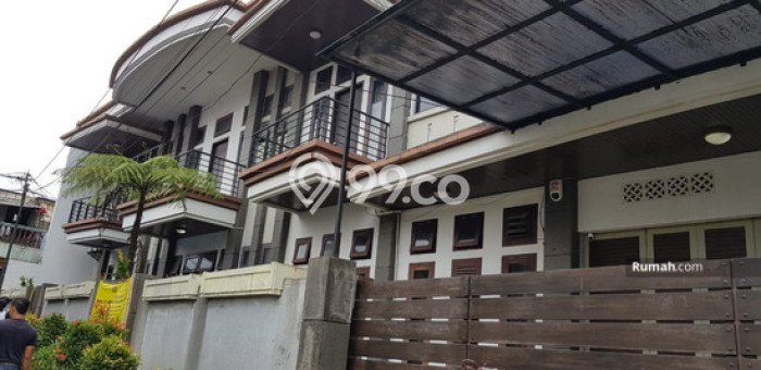 Siap Huni Hunian Elit 7 Kamar di Andir Dekat ke Mana Saja Siap Huni Hunian Elit 7 Kamar di Andir Dekat ke Mana Saja