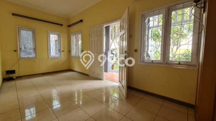 Rumah Luxury Modern Tanpa Renovasi di Kota Baru Parahyangan Bandung Rumah Luxury Modern Tanpa Renovasi di Kota Baru Parahyangan Bandung