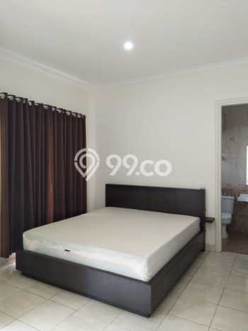 Disewakan! Rumah 3 Kamar Tidur &
3 Kamar Mandi di BSD The Green, Tangerang Disewakan! Rumah 3 Kamar Tidur &
3 Kamar Mandi di BSD The Green, Tangerang