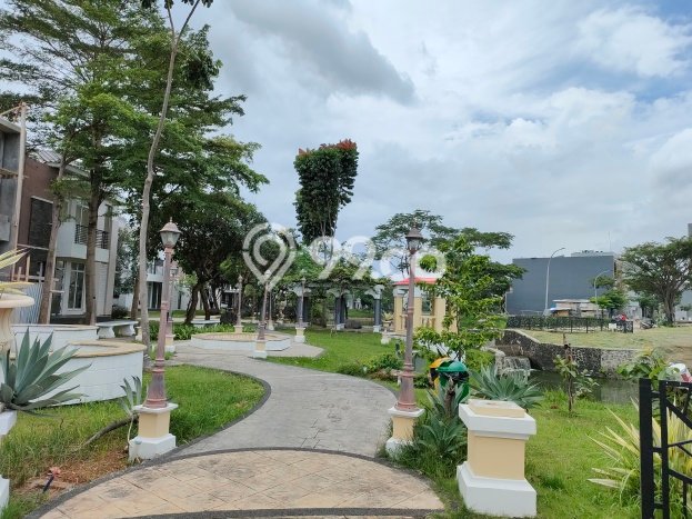 Rumah di Green Lake City, Jakarta Barat, Luas 144m² LB 400m² - SEGERA MILIKI! Rumah di Green Lake City, Jakarta Barat, Luas 144m² LB 400m² - SEGERA MILIKI!