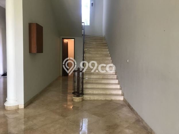 Rumah Premium di Kemang, 7 KT, Area Nyaman, LT 700m2m² Bangunan 1000m2m² Rumah Premium di Kemang, 7 KT, Area Nyaman, LT 700m2m² Bangunan 1000m2m²