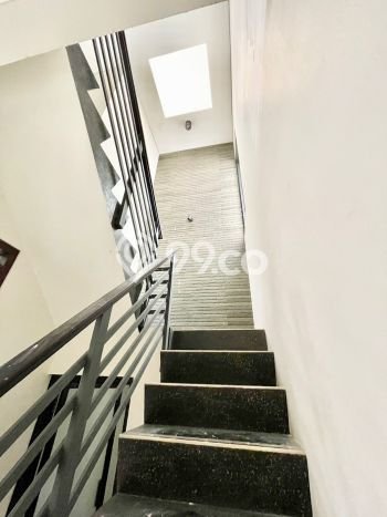 Rumah Luas Asri 3 KT Siap Pakai di Setra Duta Bandung Rumah Luas Asri 3 KT Siap Pakai di Setra Duta Bandung