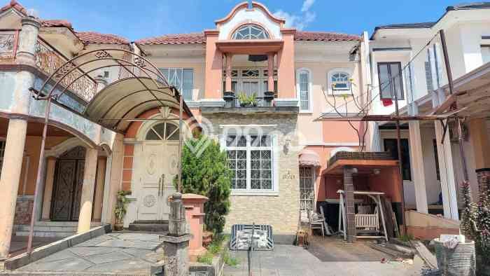 Rumah Terawat 3 KT 2 KM di Cibubur, Bogor Rumah Terawat 3 KT 2 KM di Cibubur, Bogor