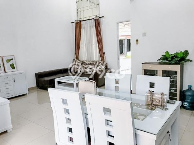 Lokasi strategis! Rumah siap pakai disewakan di Lippo Cikarang LB 120m2 Lokasi strategis! Rumah siap pakai disewakan di Lippo Cikarang LB 120m2