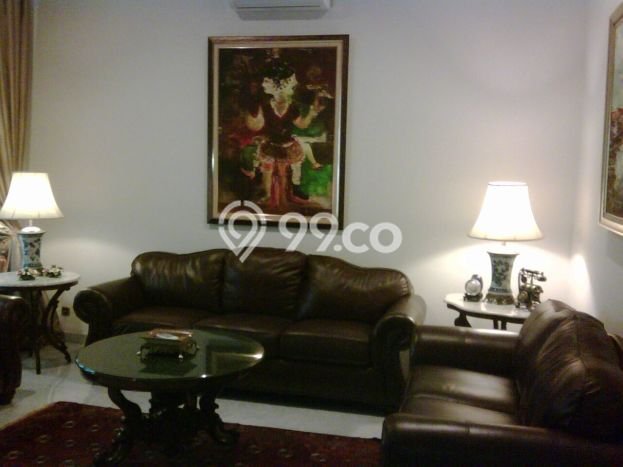 Rumah Elit Modern Tanpa Renovasi di Pakubuwono Jakarta Selatan Rumah Elit Modern Tanpa Renovasi di Pakubuwono Jakarta Selatan