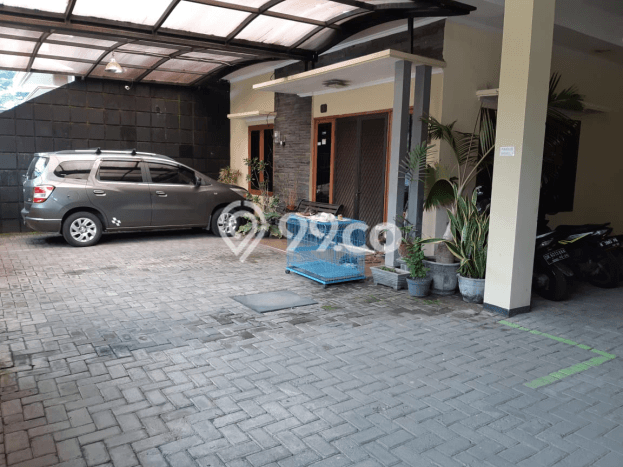 Dijual Rumah Luas Elegan Dengan View Cantik di Tulusrejo, Malang Dijual Rumah Luas Elegan Dengan View Cantik di Tulusrejo, Malang