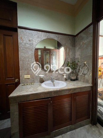 PROMO SPESIAL! Jual Rumah Berkualitas area Kebayoran Baru, Jakarta Selatan, LT 291m² LB 383m² PROMO SPESIAL! Jual Rumah Berkualitas area Kebayoran Baru, Jakarta Selatan, LT 291m² LB 383m²