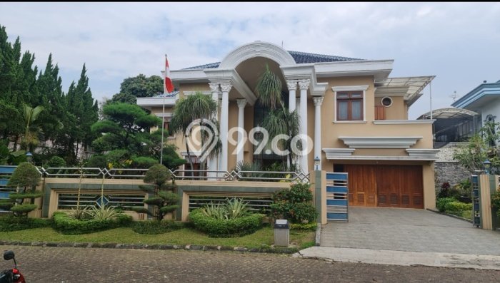 Rumah Asri di Pajajaran, Bogor, Luas 1104m² LB 738m² Rumah Asri di Pajajaran, Bogor, Luas 1104m² LB 738m²