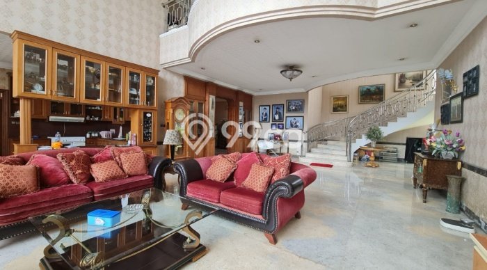 Rumah Asri di Pajajaran, Bogor, Luas 1104m² LB 738m² Rumah Asri di Pajajaran, Bogor, Luas 1104m² LB 738m²