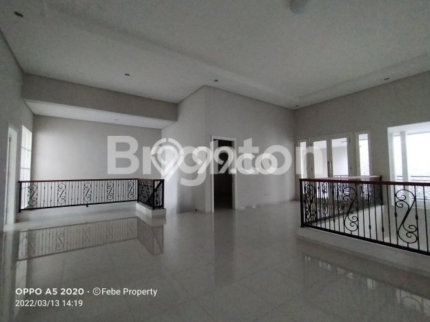 Dijual Rumah Mewah Elegan Dengan View Eksklusif di Araya, Malang Dijual Rumah Mewah Elegan Dengan View Eksklusif di Araya, Malang