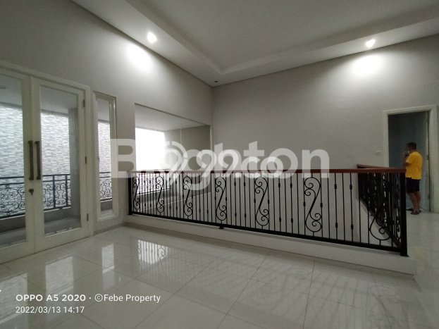 Dijual Rumah Mewah Elegan Dengan View Eksklusif di Araya, Malang Dijual Rumah Mewah Elegan Dengan View Eksklusif di Araya, Malang