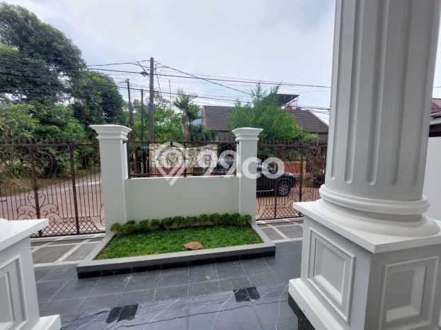 Dijual Rumah Mewah Megah Dengan View Eksklusif di Pondok Kelapa, Jakarta Timur Dijual Rumah Mewah Megah Dengan View Eksklusif di Pondok Kelapa, Jakarta Timur