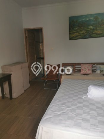 Disewakan! Rumah 2 Kamar Tidur &
2 Kamar Mandi di Canggu, Badung Disewakan! Rumah 2 Kamar Tidur &
2 Kamar Mandi di Canggu, Badung