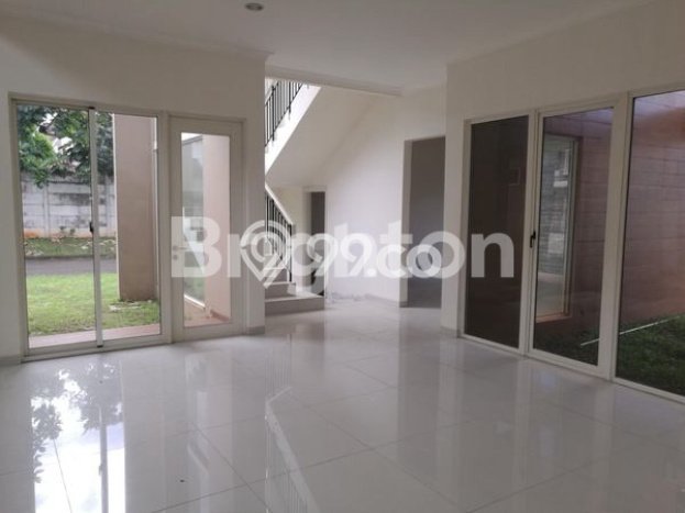 Hunian Impian Modern! Rumah Mewah area Alam Sutera, Tangerang, Luas 487m2m² Bangunan 327m2m² Hunian Impian Modern! Rumah Mewah area Alam Sutera, Tangerang, Luas 487m2m² Bangunan 327m2m²