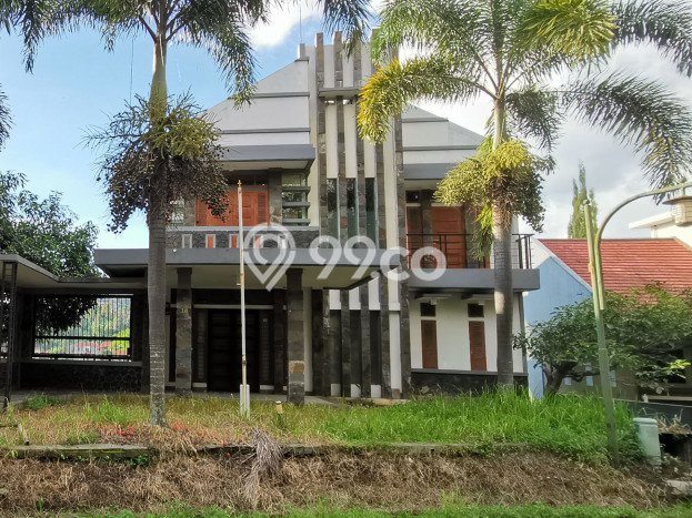 Hunian Mewah Siap Huni LT 500m2 di Coblong, Bandung Hunian Mewah Siap Huni LT 500m2 di Coblong, Bandung