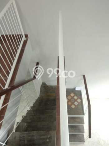 Rumah 4 KT 2 KM One Gate System di Bintaro, Jakarta Selatan Rumah 4 KT 2 KM One Gate System di Bintaro, Jakarta Selatan